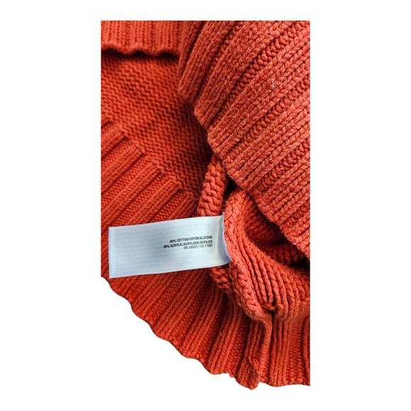 Old Navy Medium Long Sleeve Knit Sweater - Picture 3 of 9